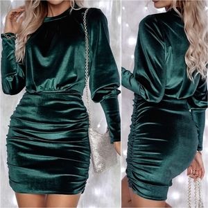 Midnight Rose Velvet Mini Dress - Emerald